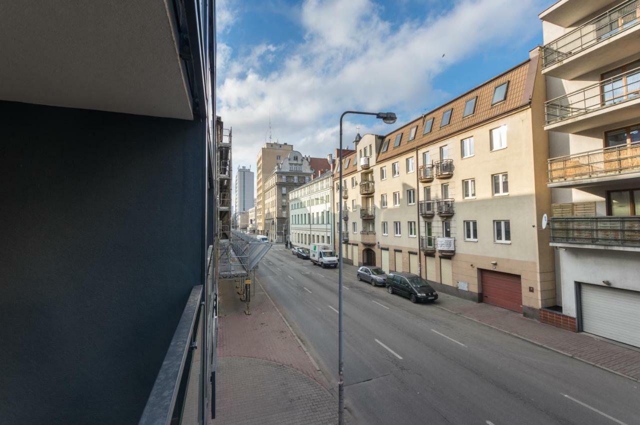 Manufaktura Praska Apartment Warsaw Exterior photo